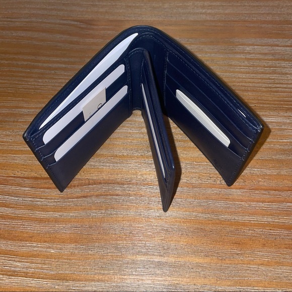 Gucci MicroGuccissima GG Logo Blue Leather Wallet with Removable Insert - Picture 14 of 16